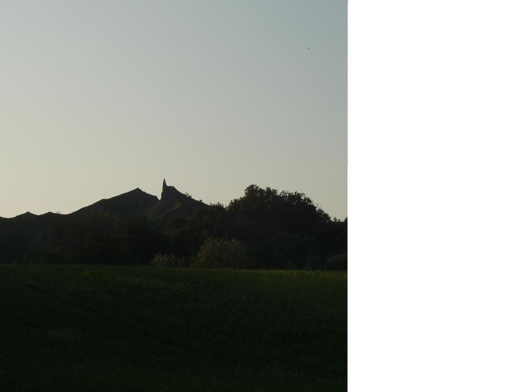 Agriturismo Ca' Bertu' Zappolino ภายนอก รูปภาพ